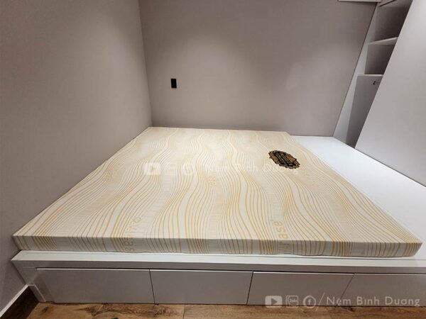 Nệm cao su Kim Cương Purelux 3Zone - Nệm Bình Dương