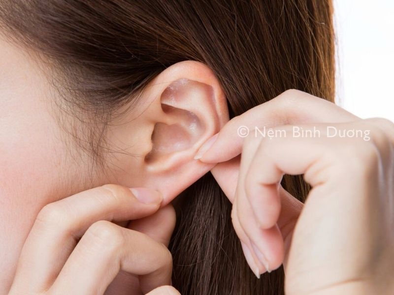Những điều thú vị của việc xoa tai sau khi thức dậy - bạn đã biết chưa?