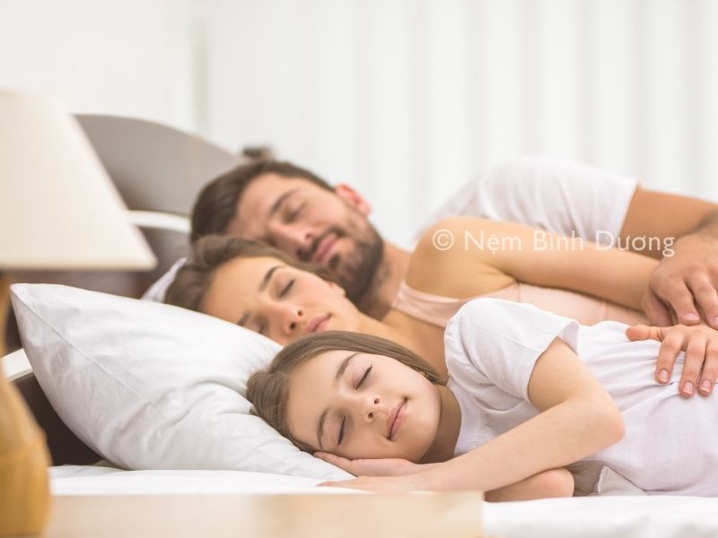 Liệu cơ thể có bị tổn thương nếu ngủ nệm không phù hợp? 2 Liệu cơ thể có bị tổn thương nếu ngủ nệm không phù hợp?