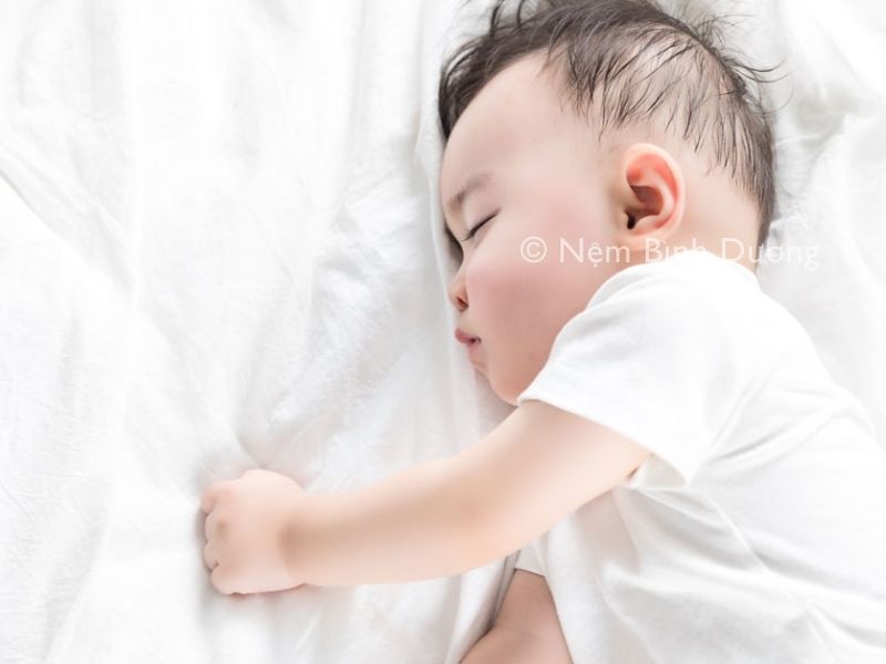 Khi nào nên cho trẻ ngủ riêng là tốt nhất?4 Khi nào nên cho trẻ ngủ riêng là tốt nhất?
