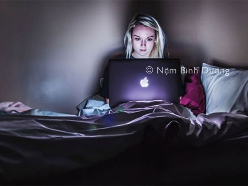 Một số  trường hợp phải thức khuya