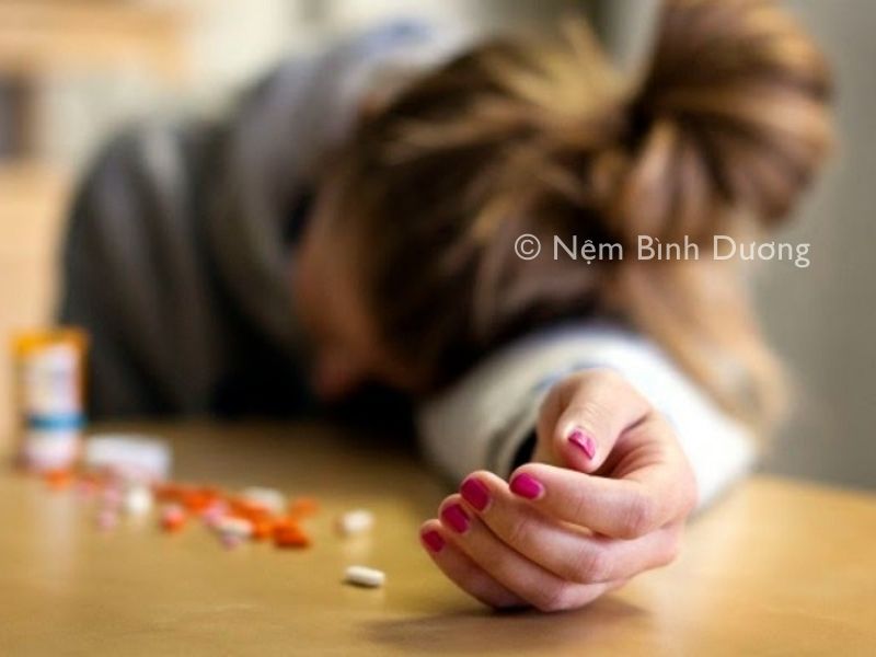 Uống thuốc ngủ nhiều có tác hại gì? Tác hại tức thời