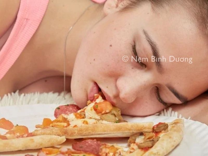 Điều gì sẽ xảy ra khi bạn đi ngủ sau khi ăn?