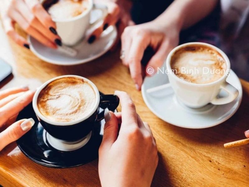 Tại sao có người uống cà phê ngủ ngon?