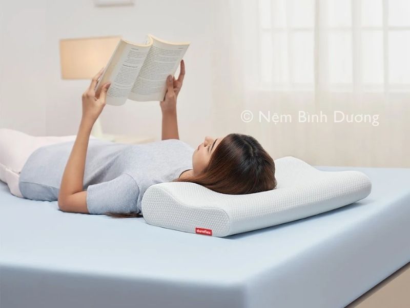 Nằm gối cao có tốt không? 1 Nằm gối cao có tốt không?