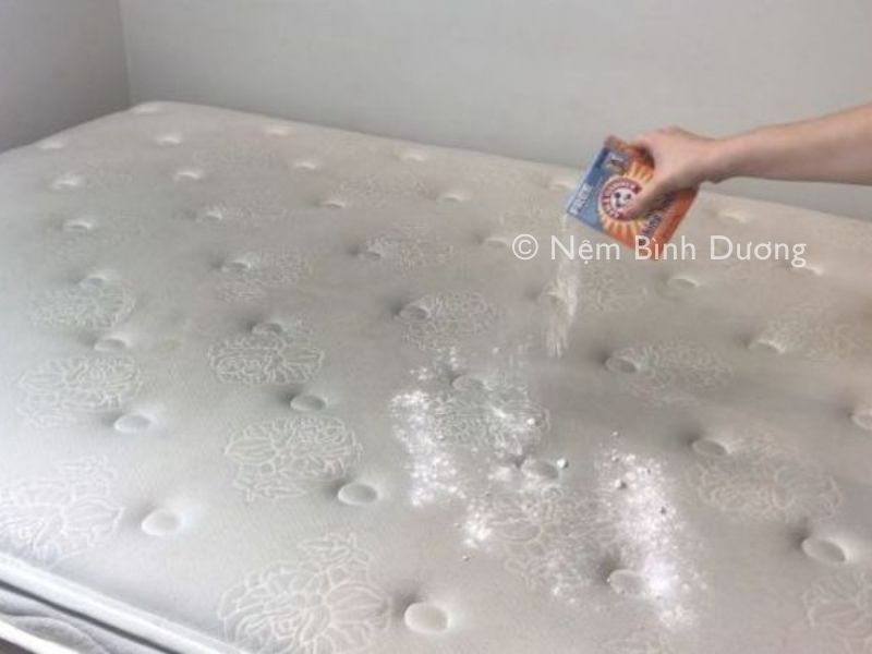 Nệm bị ướt phải làm sao - Tìm hiểu cách xử lý