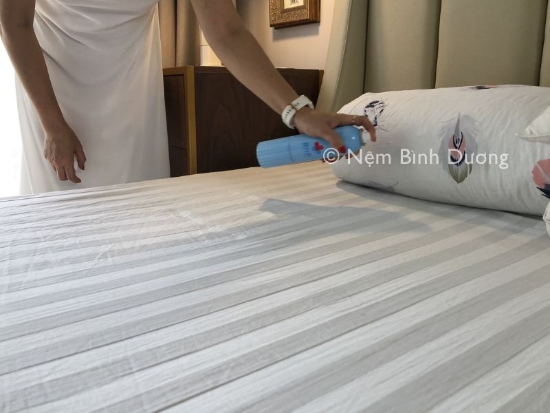 Cách khử mùi nệm cao su mới mua về