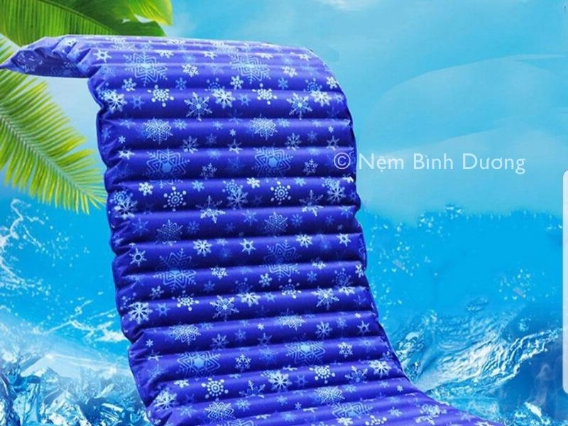 Nệm nước cho người bệnh nằm có tốt không?