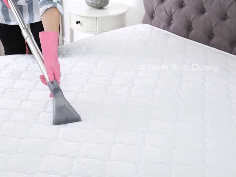 Nguyên nhân nệm cao su mới mua có mùi