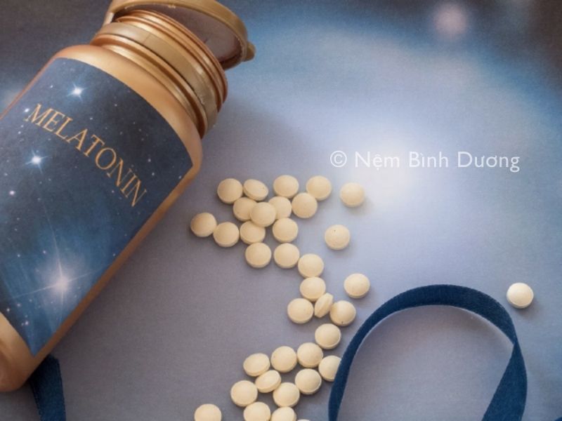 Bổ sung Melatonin nếu cần thiết