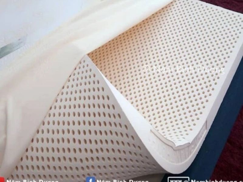 So sánh nệm cao su thiên nhiên và nhân tạo