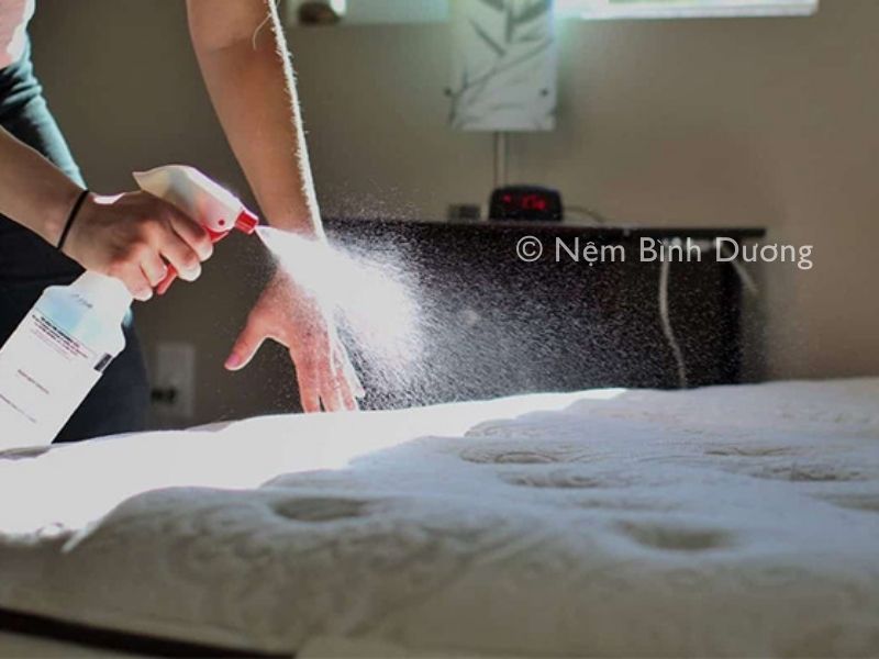 Quy trình giặt nệm đơn giản chỉ với 3 bước