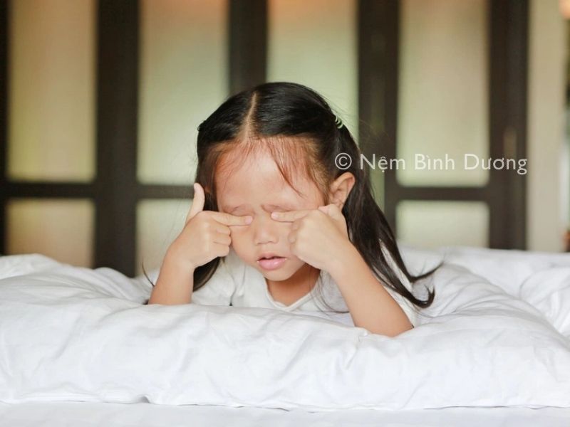 Rối loạn giấc ngủ ở trẻ nhỏ là như thế nào? 2 Rối loạn giấc ngủ ở trẻ nhỏ là như thế nào?