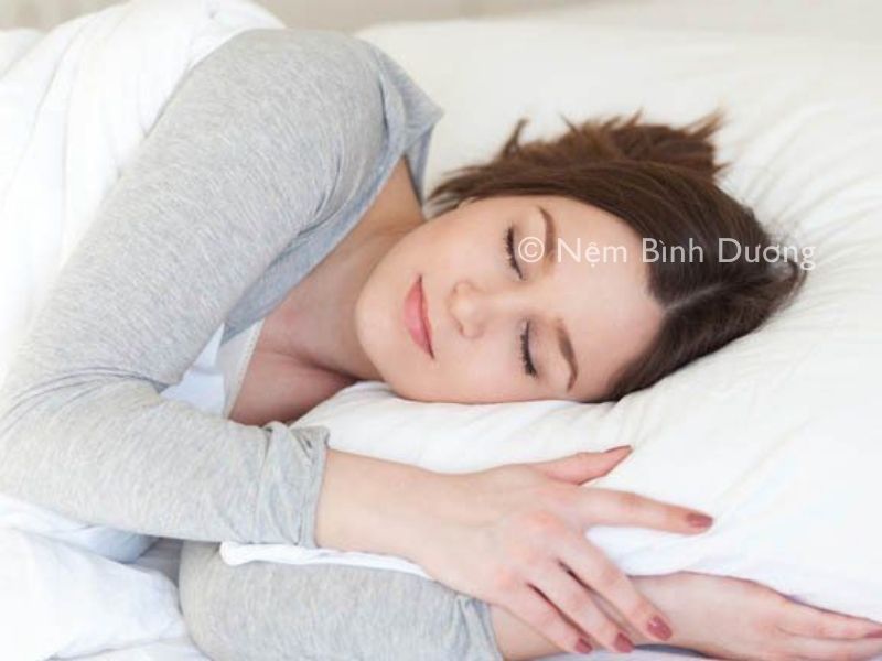 Tránh ngủ vặt trong ngày để ngủ ngon hơn vào ban đêm