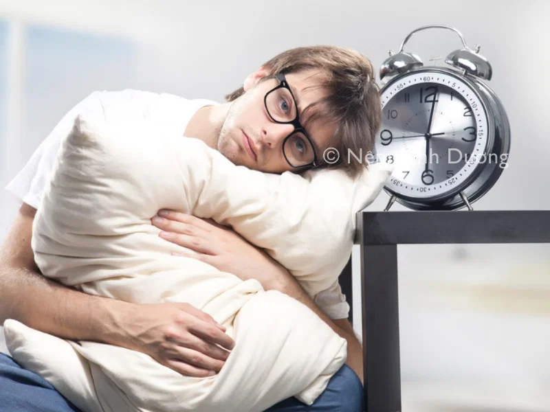 Các yếu tố ảnh hưởng đến chu kỳ giấc ngủ