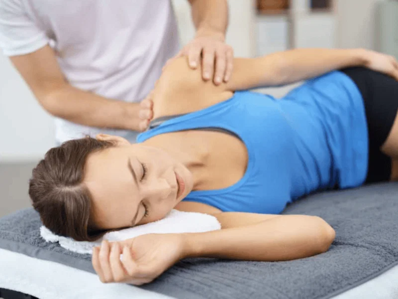 Tư Thế Nằm Ngủ Khi Bị Gãy Xương đòn