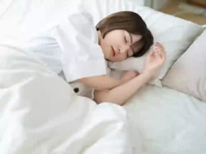 Tư thế ngủ giảm đau đầu