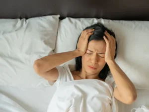 tư thế ngủ giúp máu lưu thông
