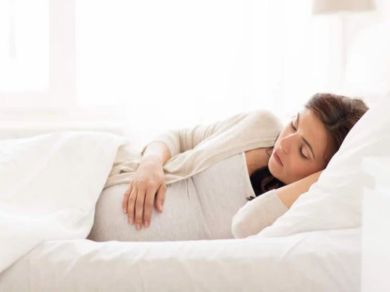 tư thế ngủ tốt nhất cho bà bầu