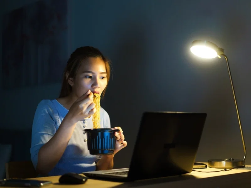 Ăn tối trước khi ngủ mấy tiếng? 1 Ăn tối trước khi ngủ mấy tiếng?