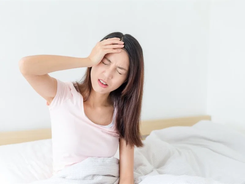 Ngủ dậy bị đau đầu