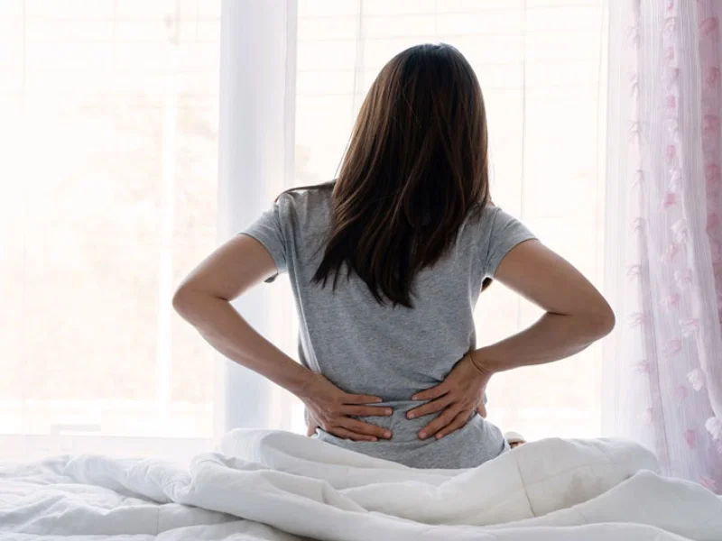 Ngủ Dậy đau Lưng Dưới Nguyên Nhân Và Mẹo Giảm đau Hiệu Quả
