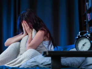 Cách giảm căng thẳng để ngủ ngon: 6 mẹo hiệu quả