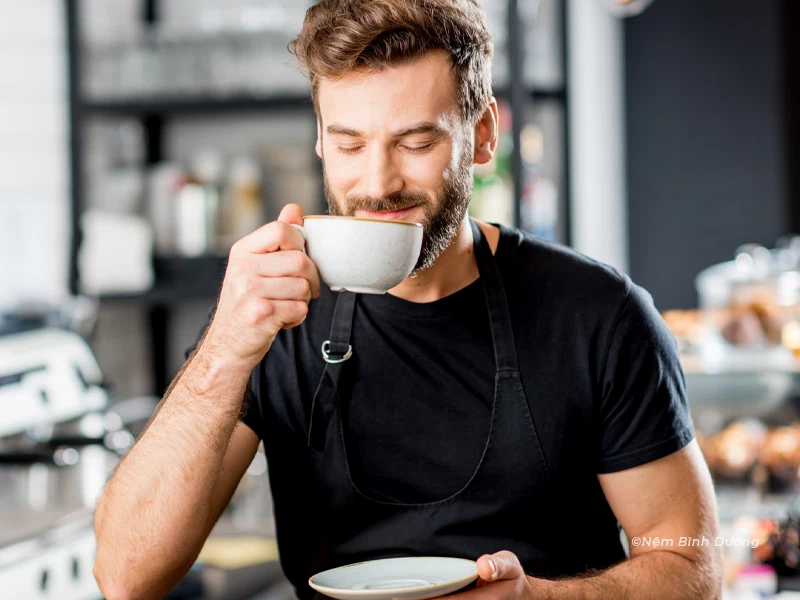 Uống cà phê buổi tối an toàn